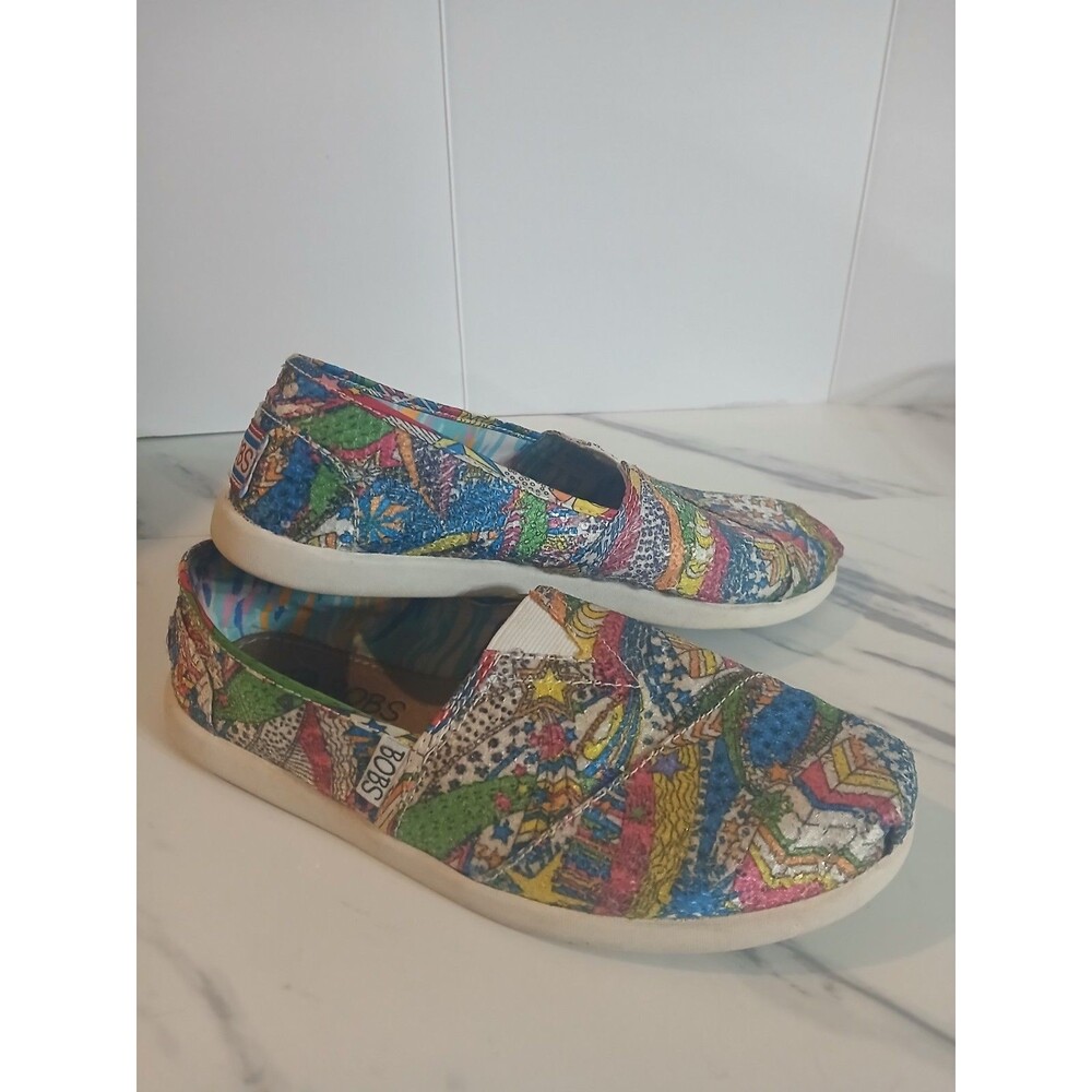 BOBS Skechers Size W 6.5 Sequins Pop Art Graffiti Color Print Slip on Comfort